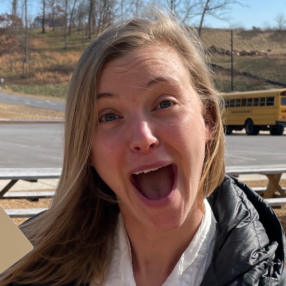 Meet your Posher, Lydia